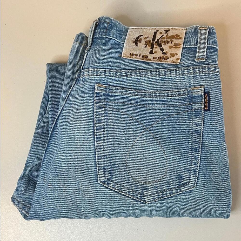 Calvin Klein Straight Leg Light Wash Jeans Size 32 *hemmed inseam